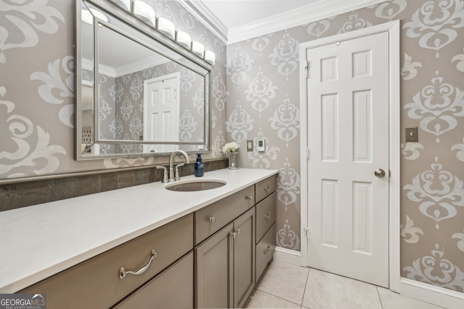 4624 Stonehenge Drive Atlanta - 24