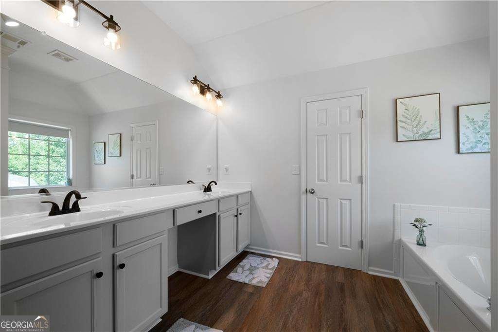 203 Longwood Crossing Dallas - 6