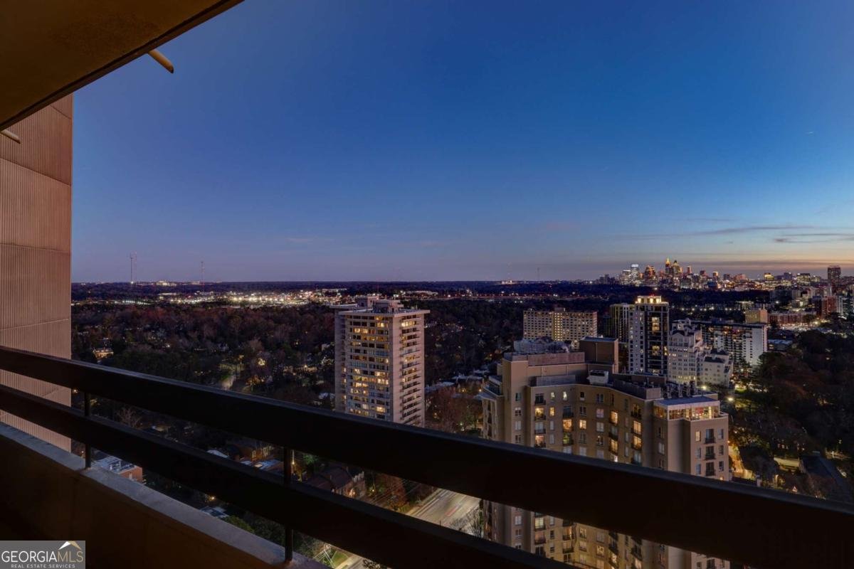 2660 Peachtree Road Atlanta - 35