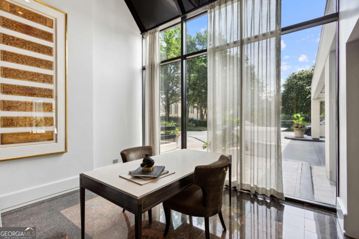 2660 Peachtree Road Atlanta - 45