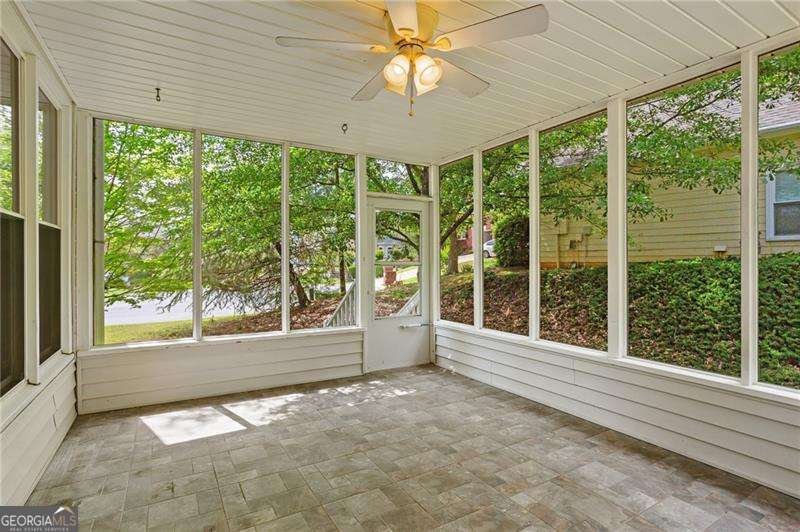 1552 Brentwood Drive Marietta - 31