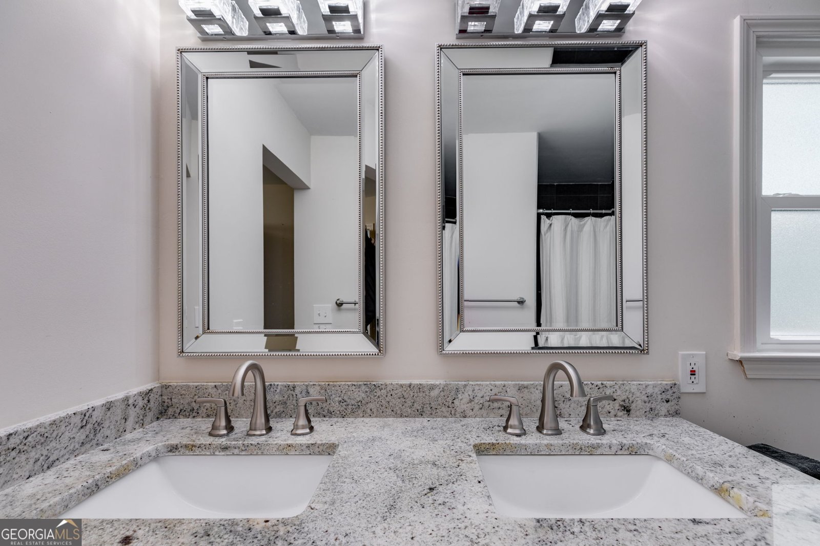 7250 Hunters Branch Drive Atlanta - 23