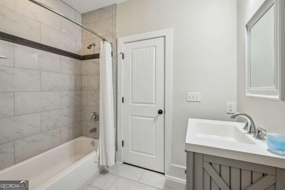 2545 Tilson Drive Atlanta - 23