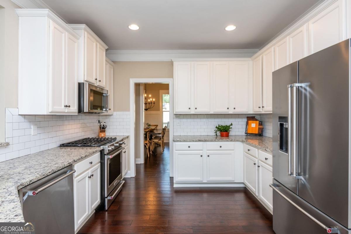 516 Black Horse Circle Canton - 25