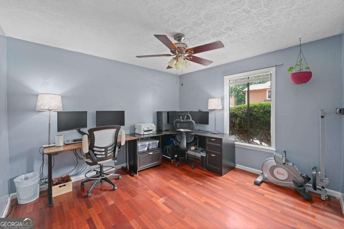 834 Lake Hollow Boulevard Marietta - 11