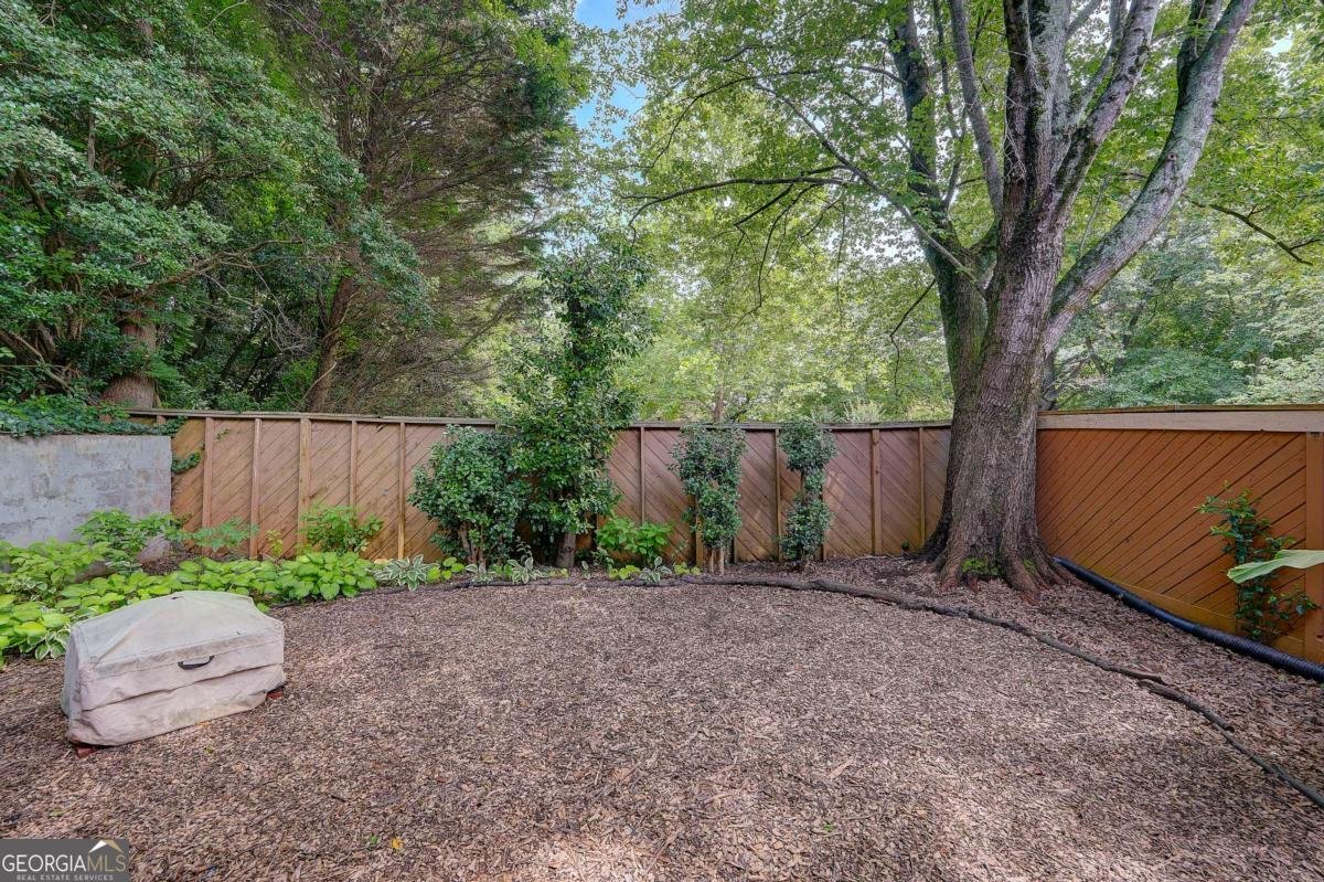 834 Lake Hollow Boulevard Marietta - 16