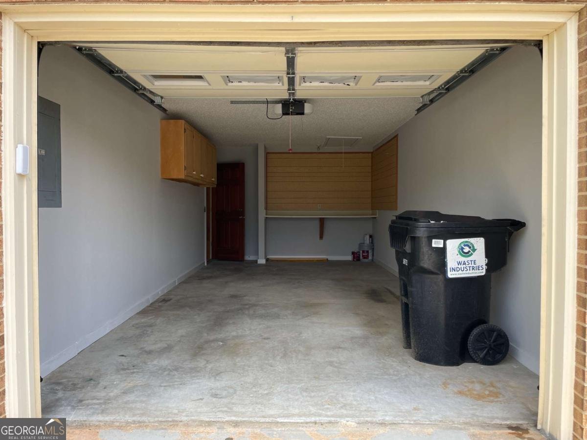 7123 Woodridge Lane Union City - 22