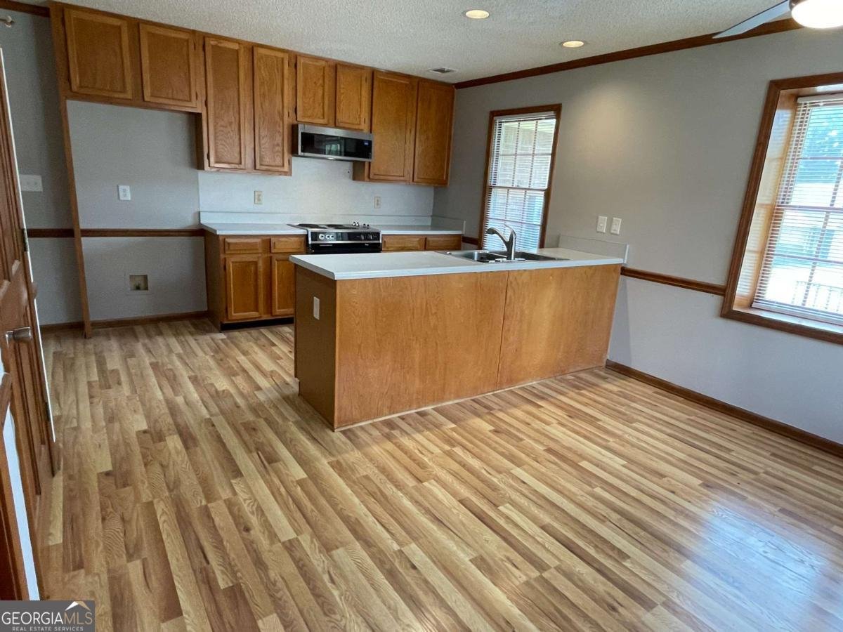 7123 Woodridge Lane Union City - 7