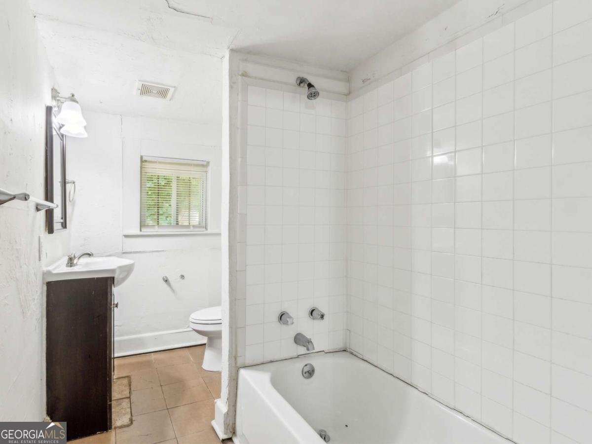 1365 Athens Avenue Atlanta - 17
