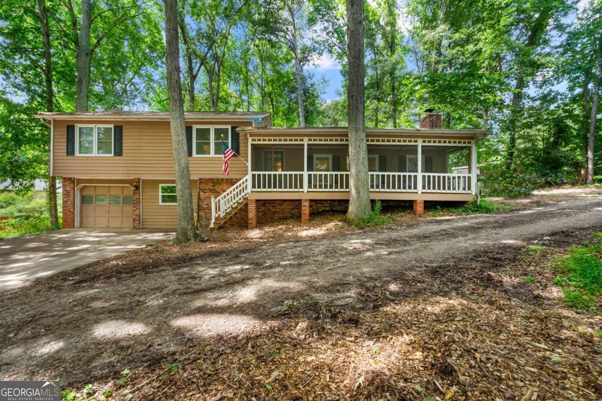 4323 Japonica Court Lilburn - 3