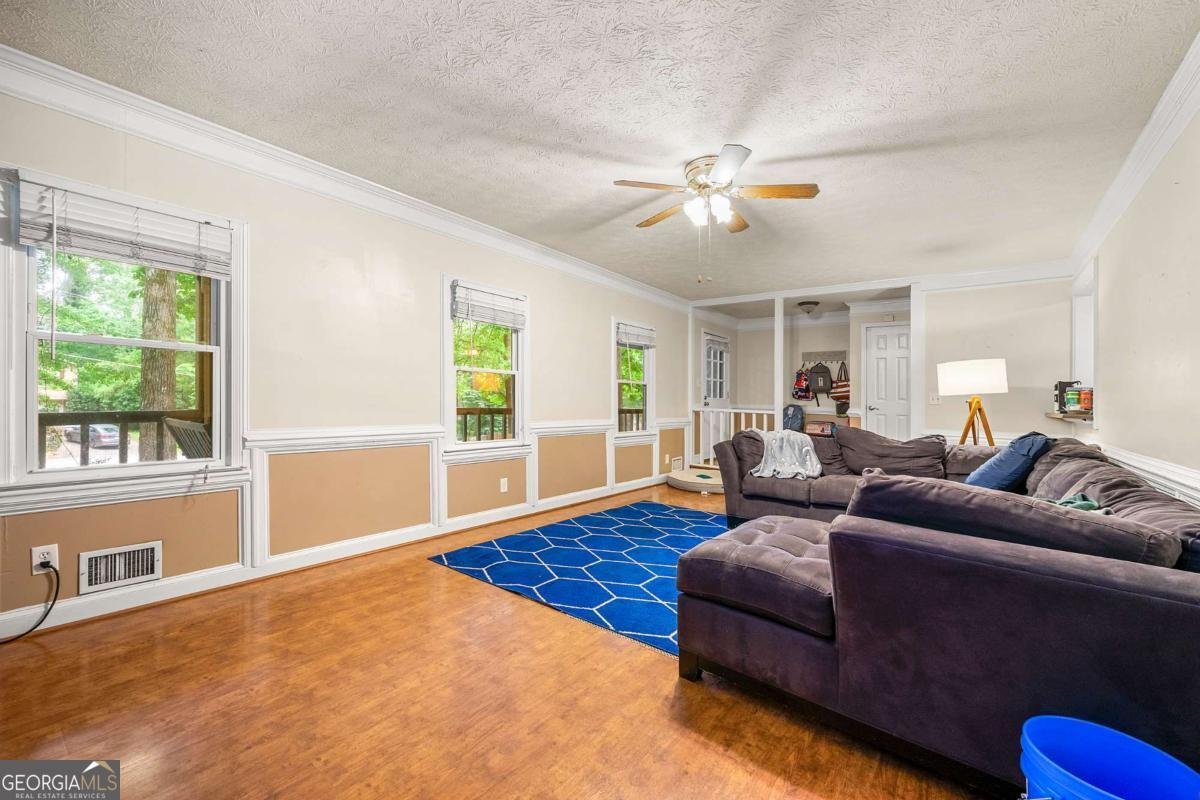 4323 Japonica Court Lilburn - 7
