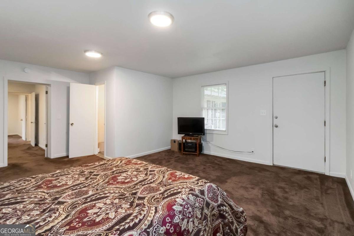 223 Dogwood Lane Lawrenceville - 17
