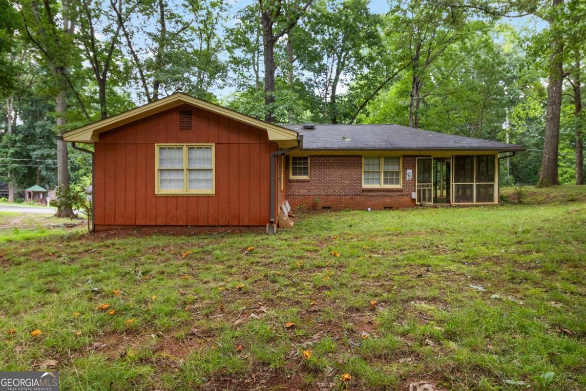 223 Dogwood Lane Lawrenceville - 32