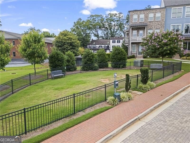 205 Maplewood Drive Roswell - 9