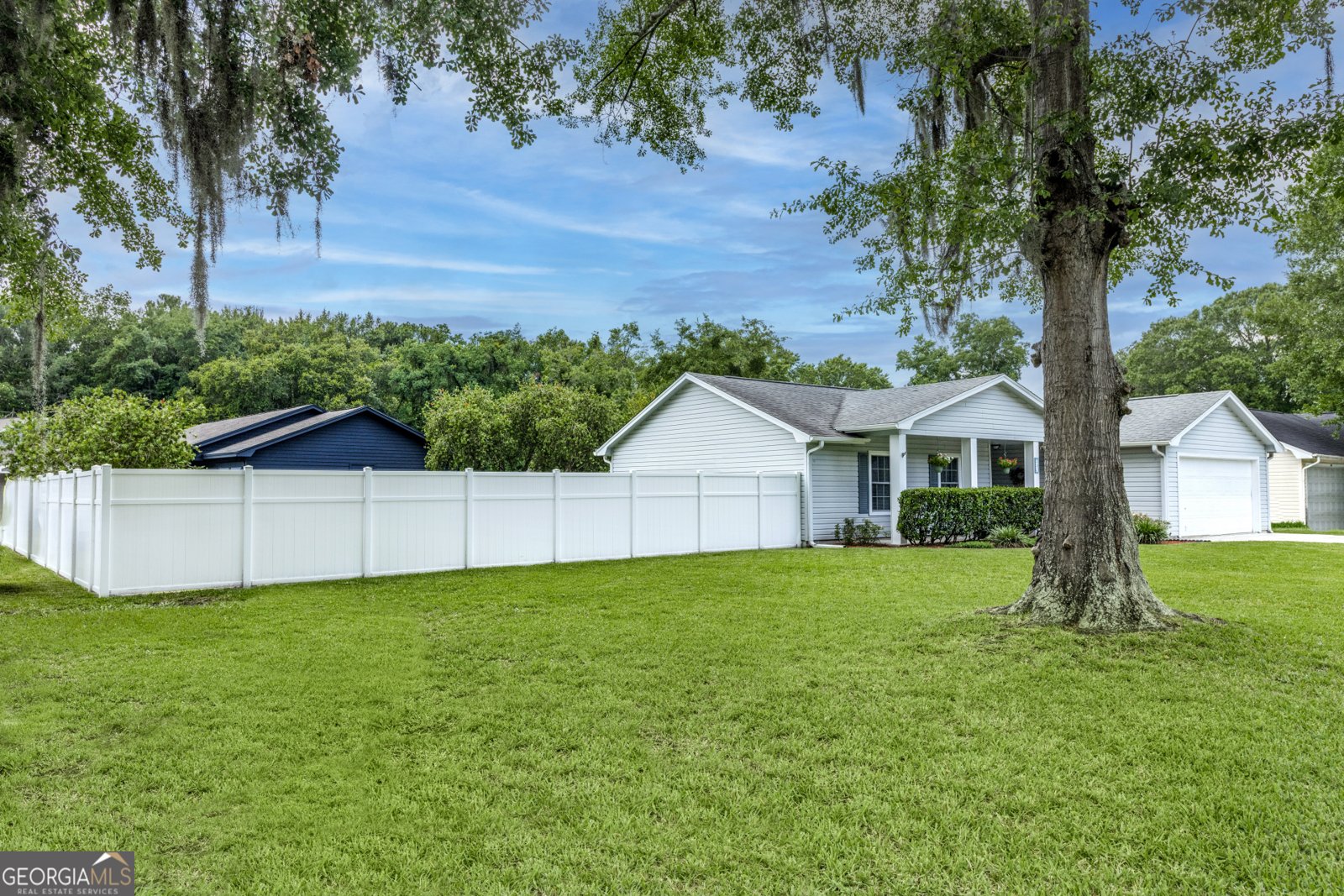 157 Lake Wellington Drive Kingsland - 2