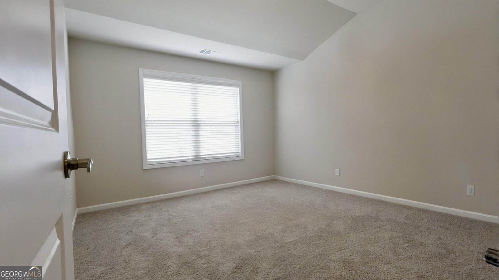 5381 Front Runner Court Sugar Hill - 24
