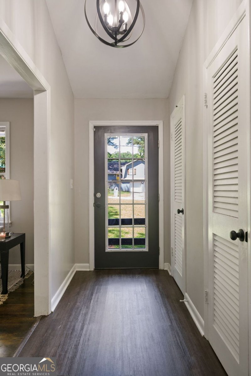 4214 Williamsburg Drive College Park - 3