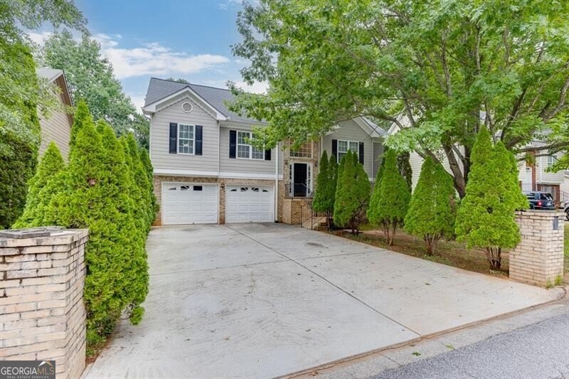 571 Oak Vista Court Lawrenceville - 1