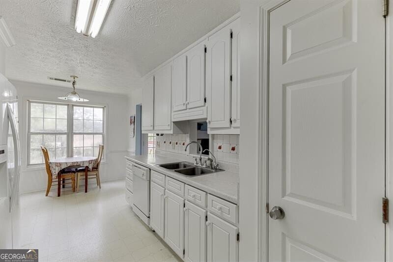 571 Oak Vista Court Lawrenceville - 12