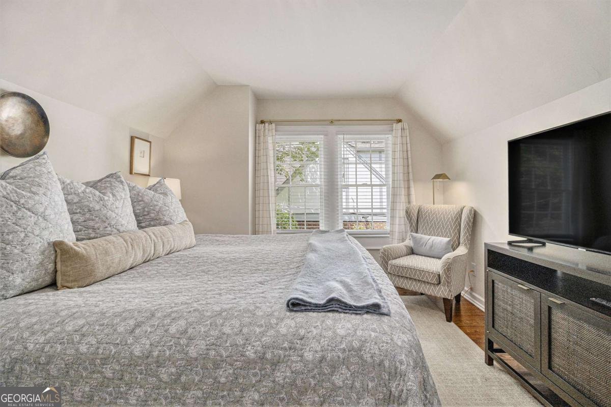 1718 Ridgewood Drive Atlanta - 19