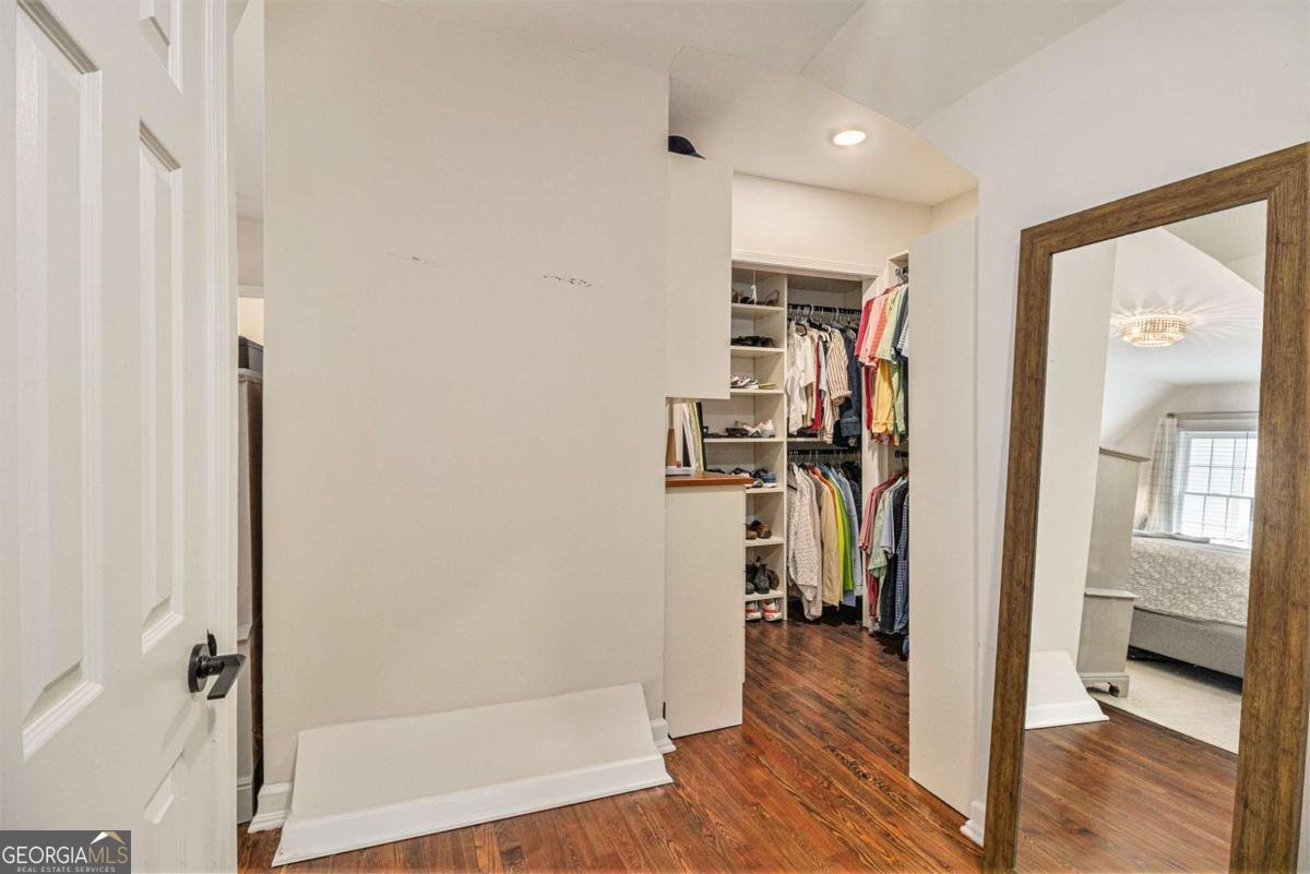 1718 Ridgewood Drive Atlanta - 22