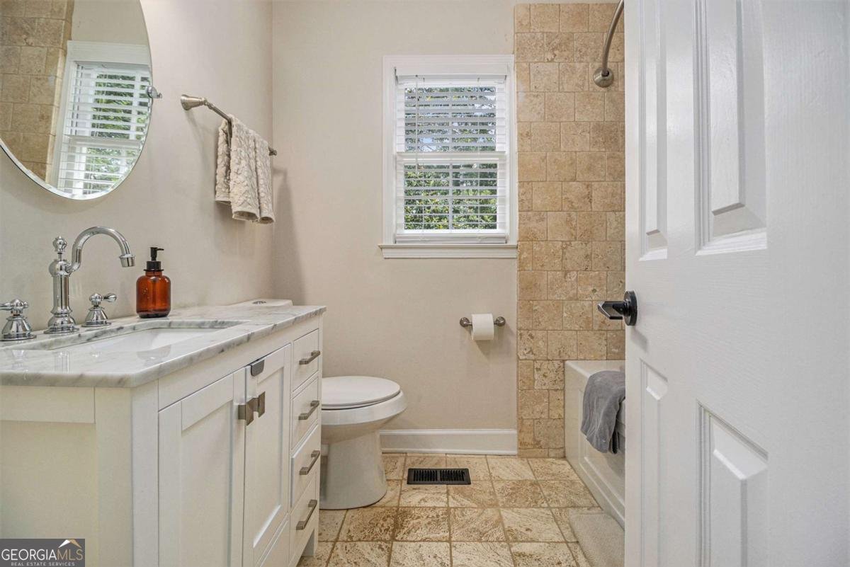 1718 Ridgewood Drive Atlanta - 23