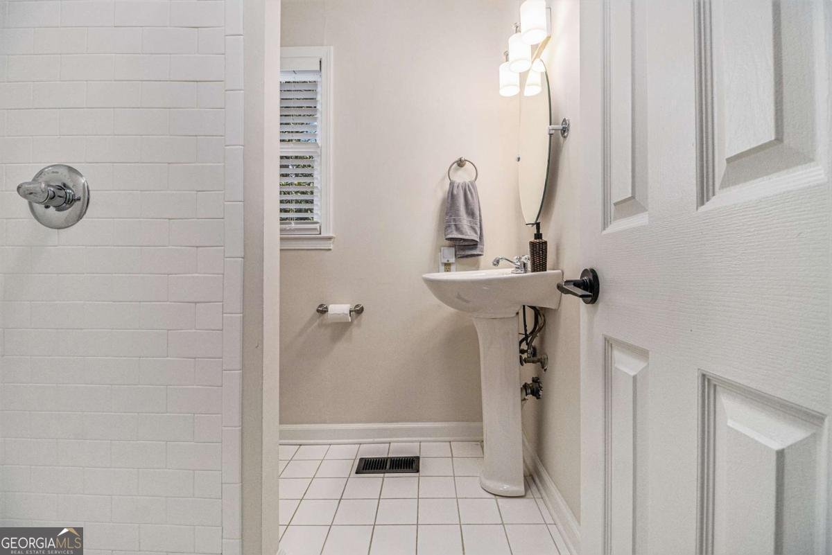 1718 Ridgewood Drive Atlanta - 29