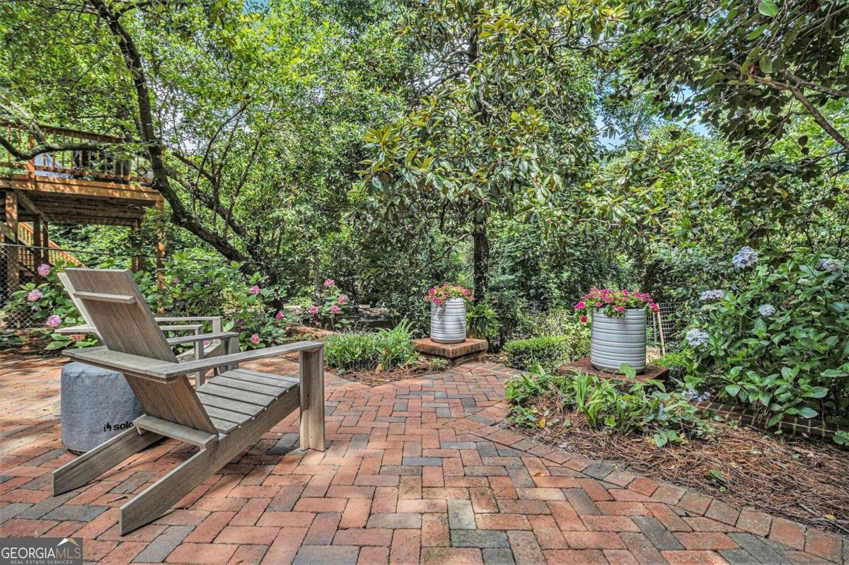 1718 Ridgewood Drive Atlanta - 35