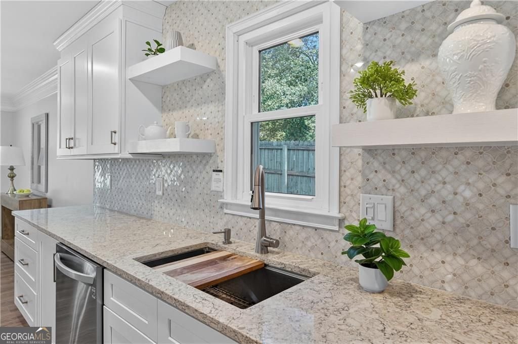 4016 Dover Avenue Alpharetta - 22