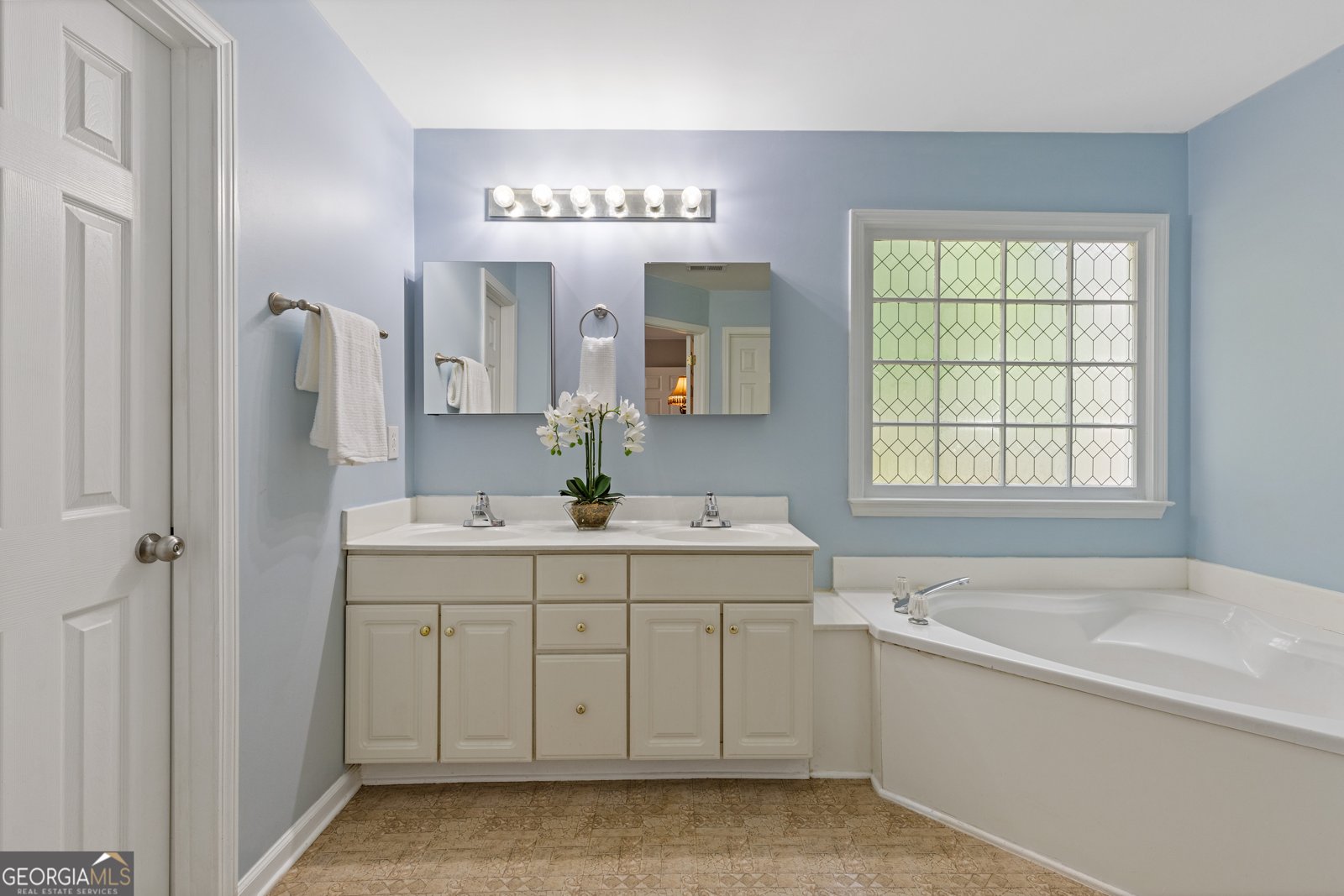 722 Ivory Trail Woodstock - 22