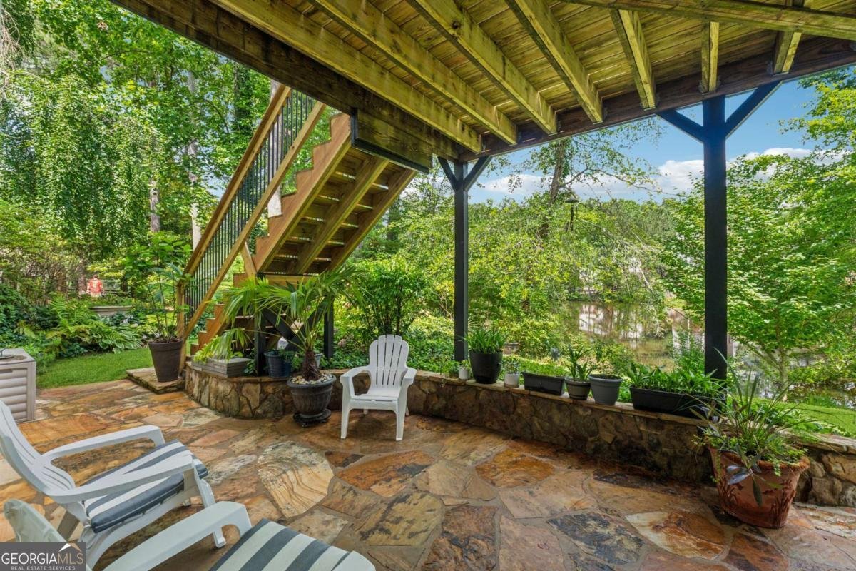 1020 Saint Michelle Drive Alpharetta - 31