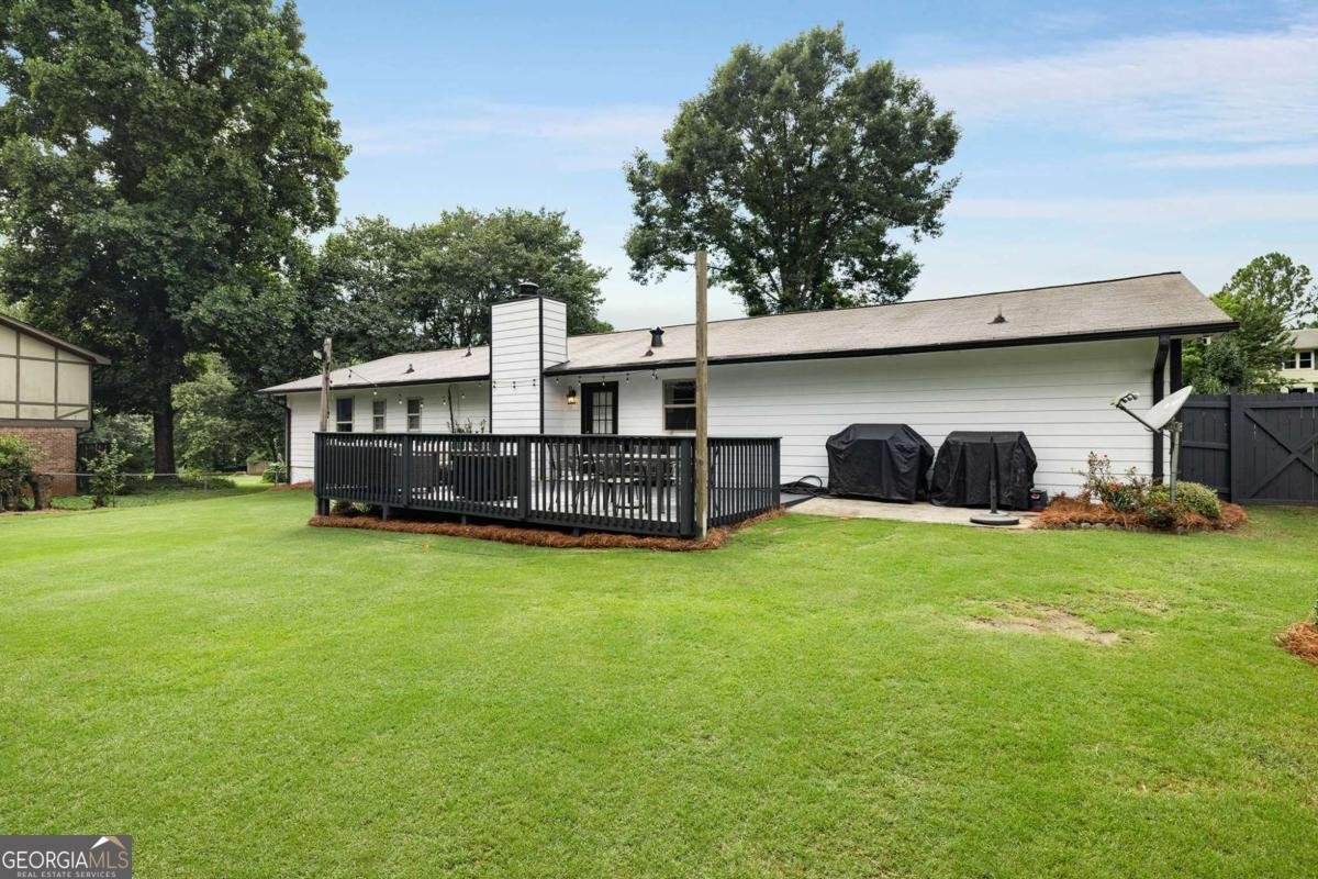 3844 Saddle Ridge Drive Snellville - 27