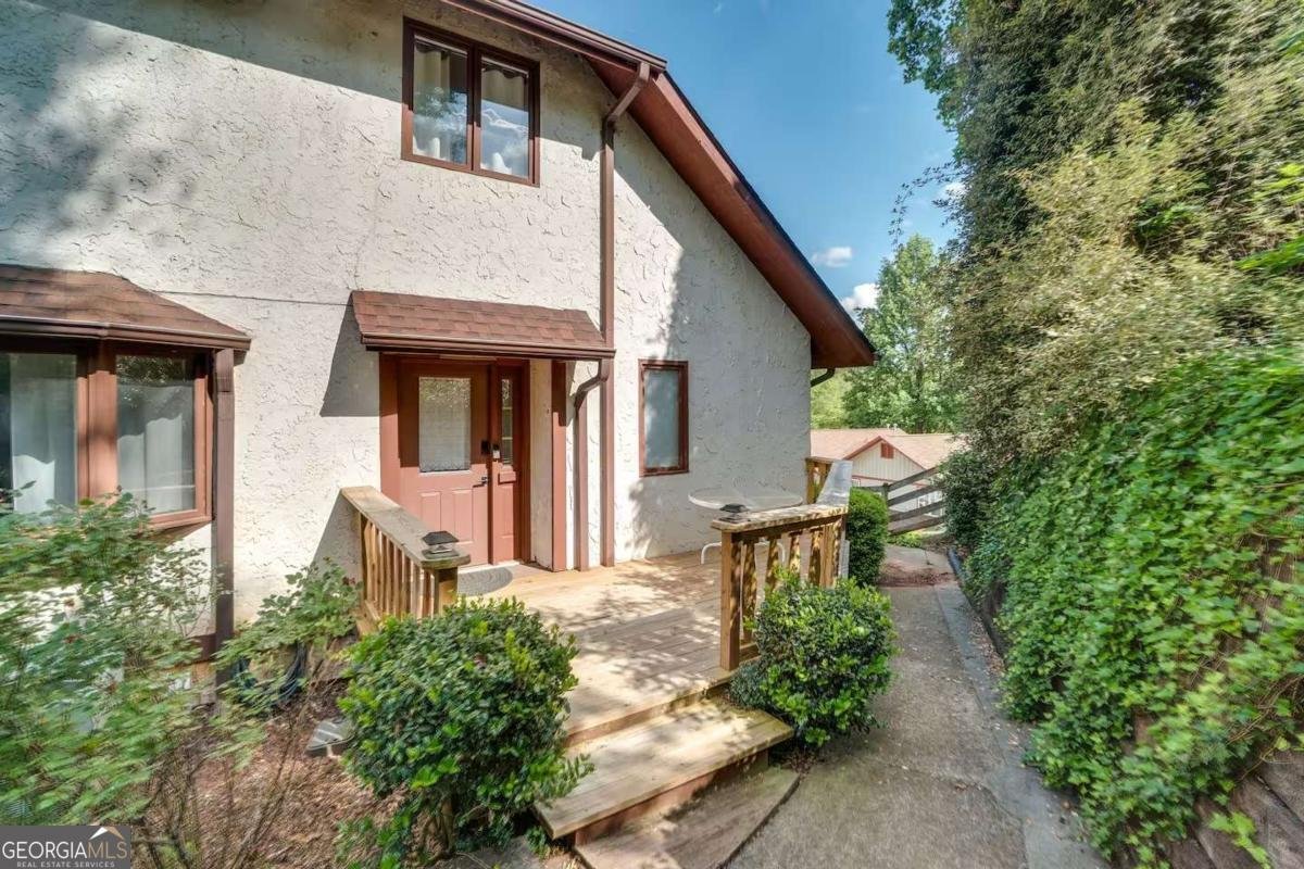327 Brucken Strasse Helen - 1