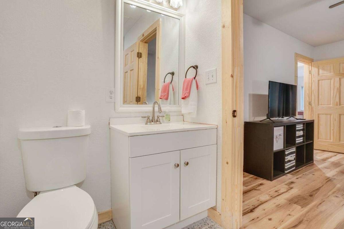 327 Brucken Strasse Helen - 18