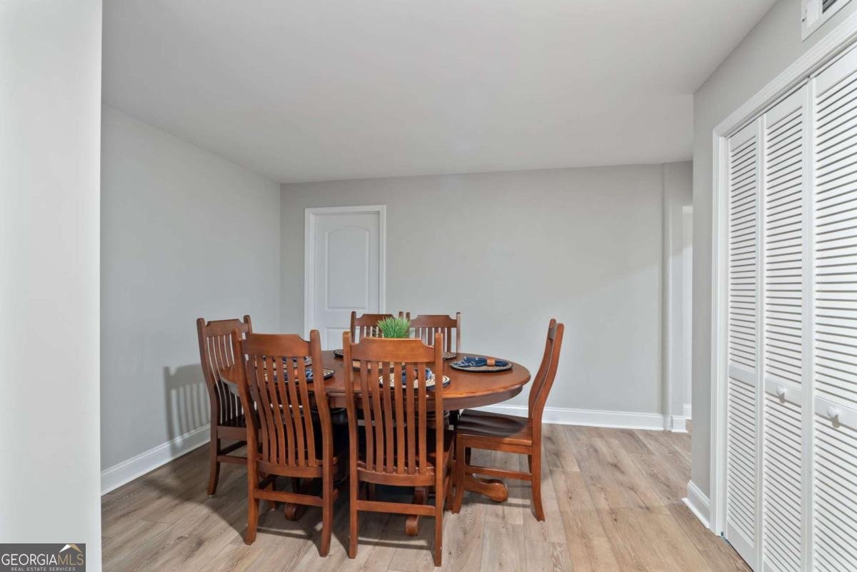 3581 Ridge Road Smyrna - 33