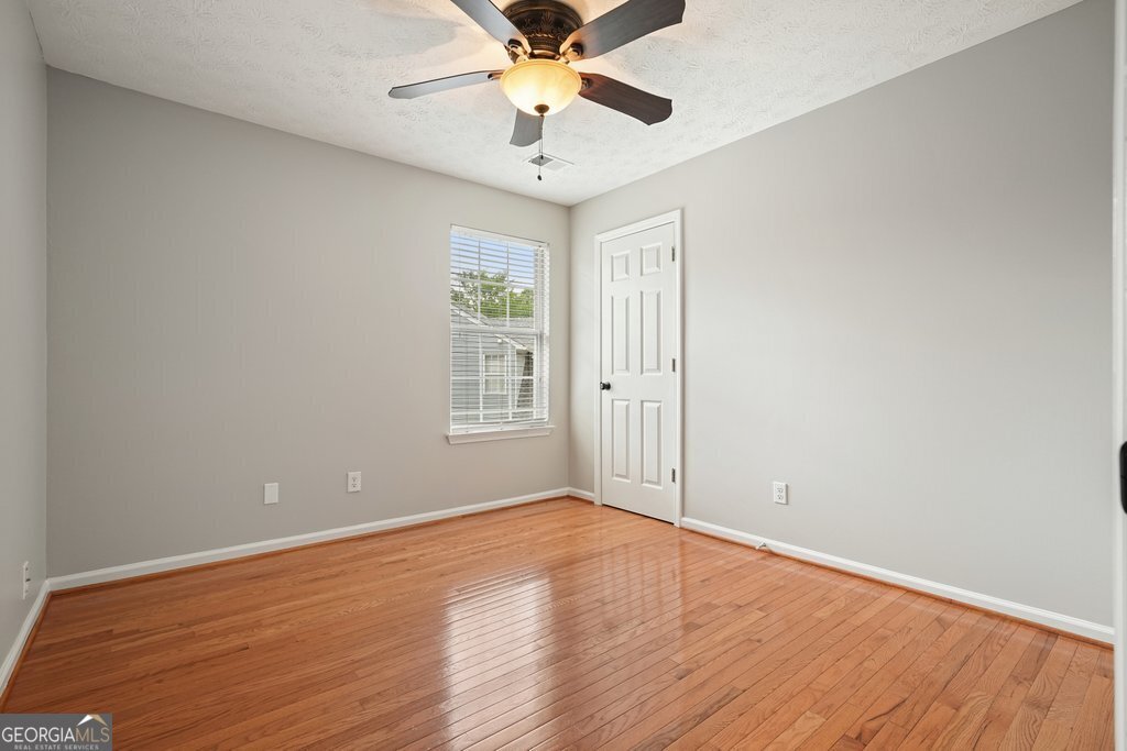 4255 BRIGHTON Way Kennesaw - 1