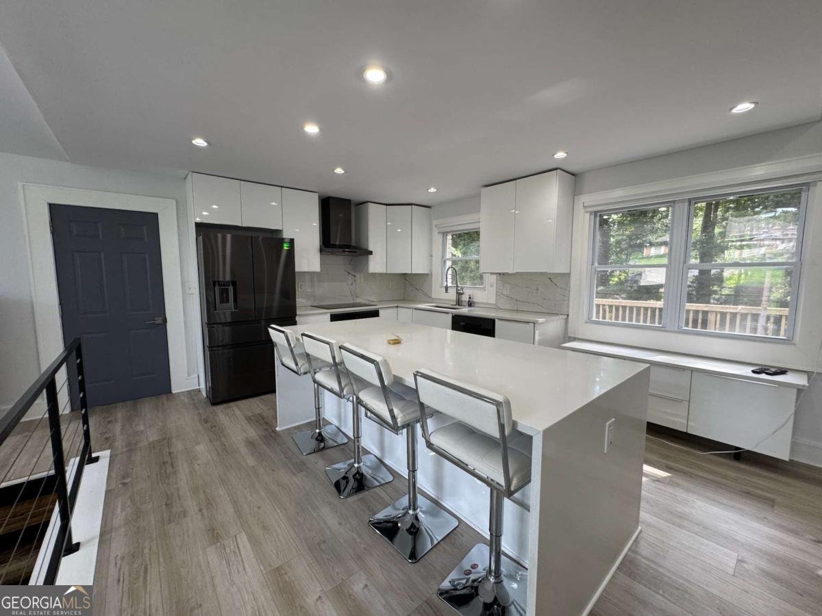 453 James Street SW Lilburn - 36