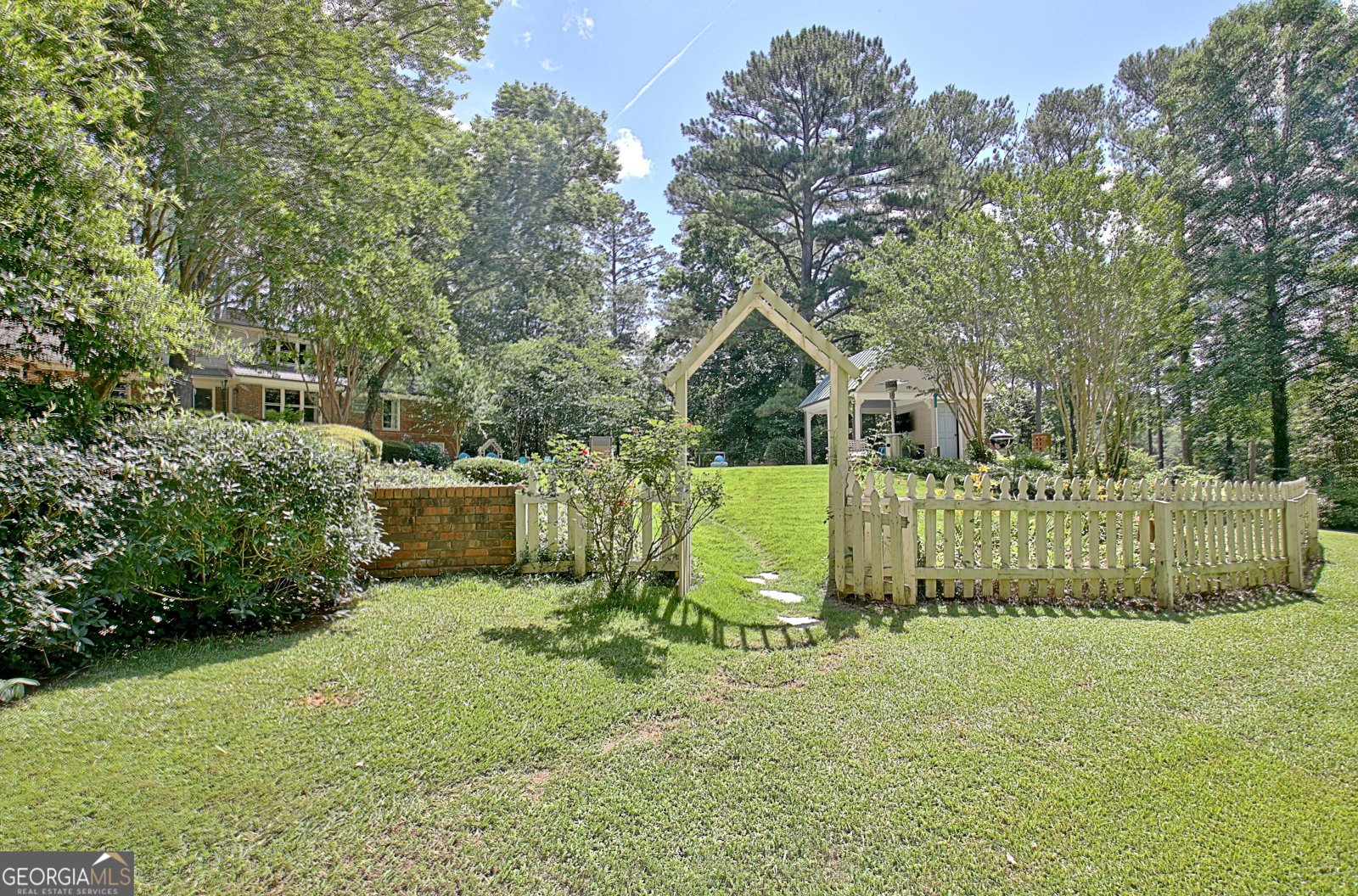 115 Shoal Creek Drive Sharpsburg - 27