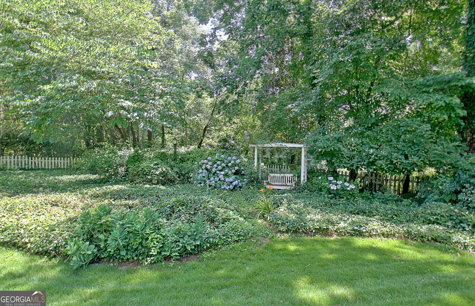 115 Shoal Creek Drive Sharpsburg - 40