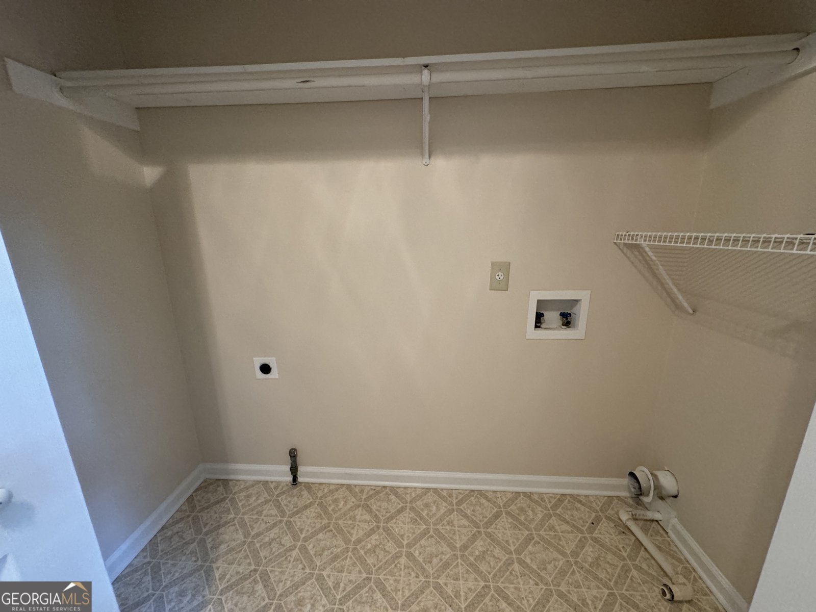 525 Cherokee Overlook Court Canton - 34