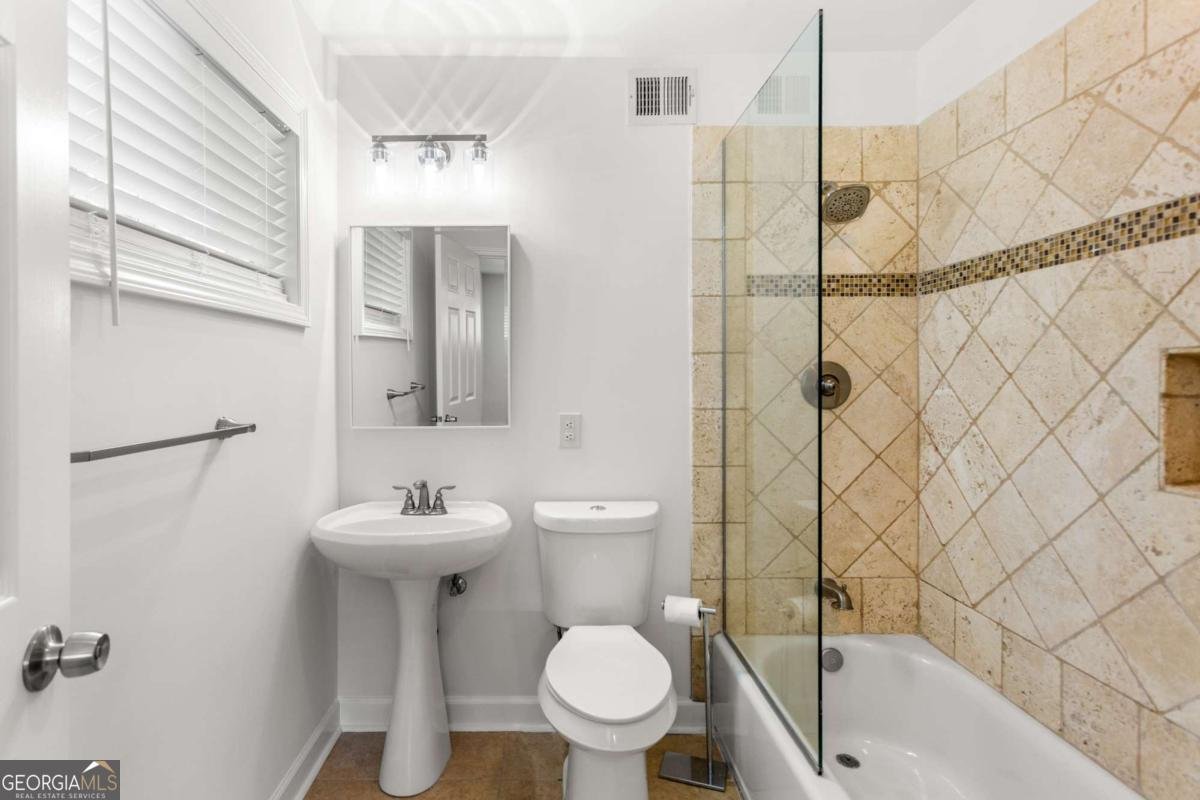 115 Biscayne Drive Atlanta - 11