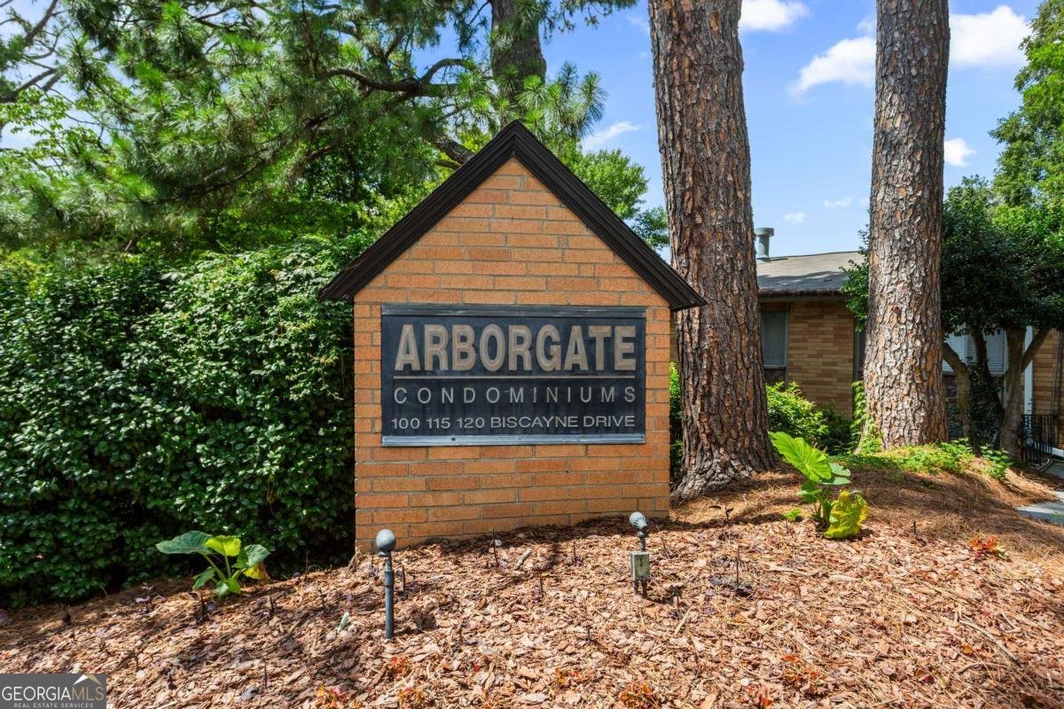 115 Biscayne Drive Atlanta - 24