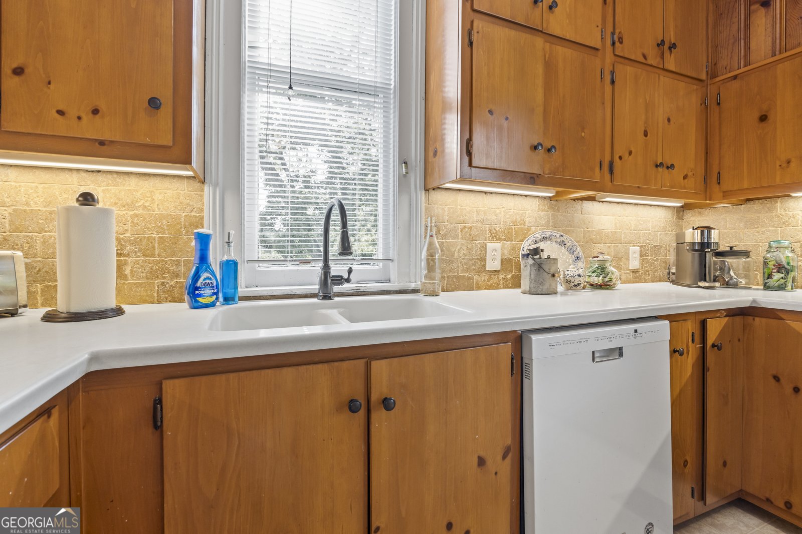 514 Jefferson Street Washington - 27