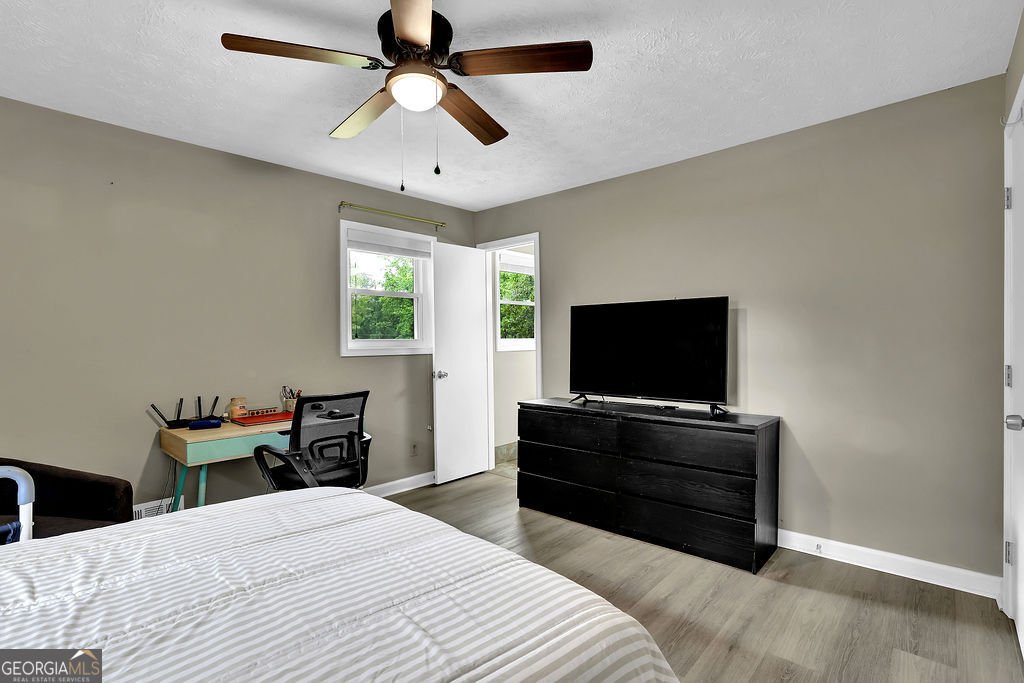 1031 Washington Avenue Woodstock - 12