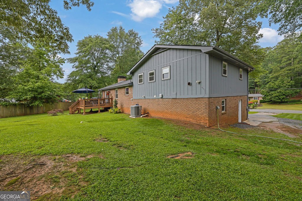 1031 Washington Avenue Woodstock - 25