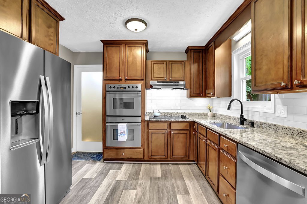 1031 Washington Avenue Woodstock - 5
