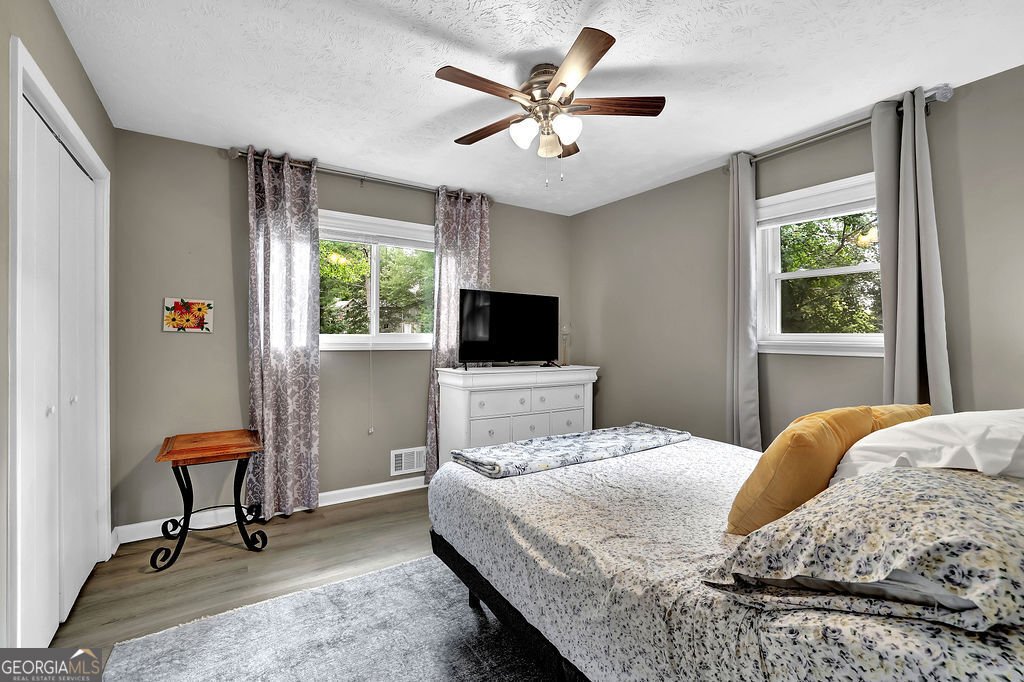 1031 Washington Avenue Woodstock - 8