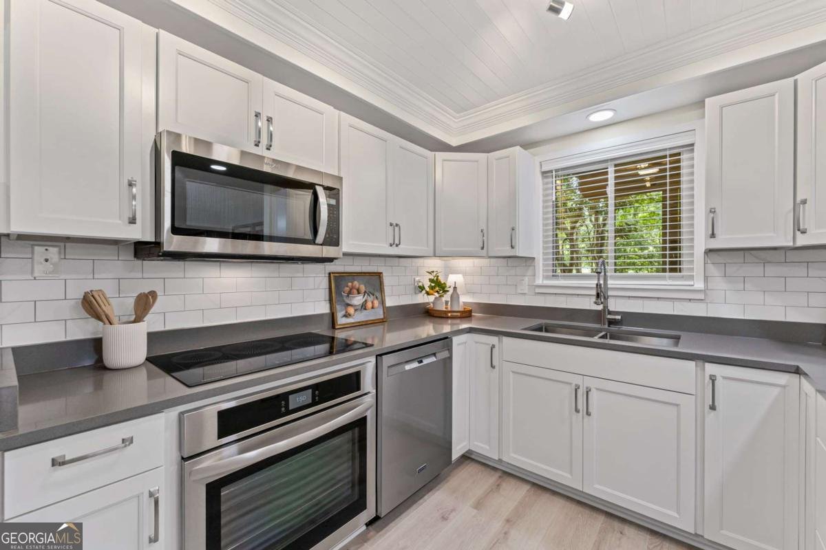 1088 Riverbend Club Drive Atlanta - 3