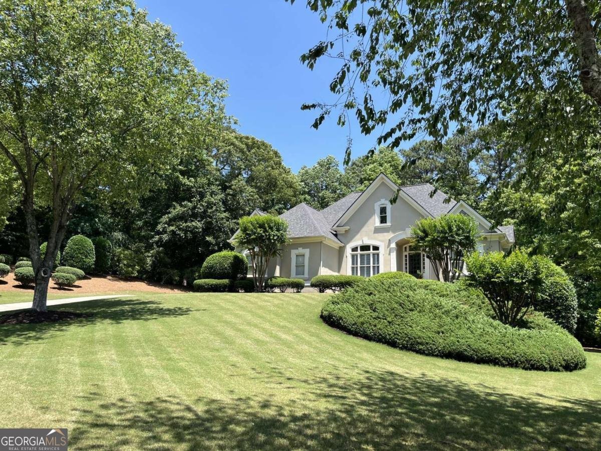 605 Meadows Creek Drive Johns Creek - 2