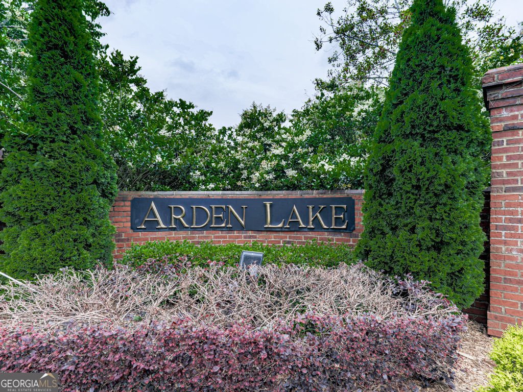 4271 Edgewater Drive Northwest Drive Kennesaw - 2
